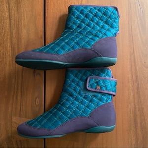 Vintage Rockport Womens Boots Green Purple Quilted Strap Outdoor Shoes Size 7